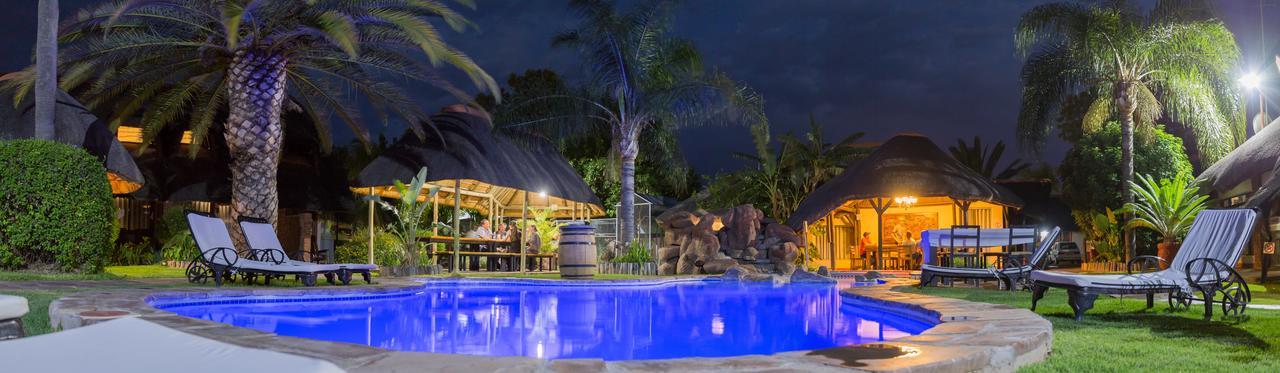Cest Si Bon Hotel Очиваронго Екстер'єр фото